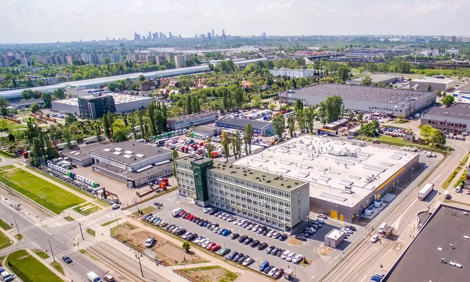 Inwestycja Bulwary Praskie, Mennica Deweloper